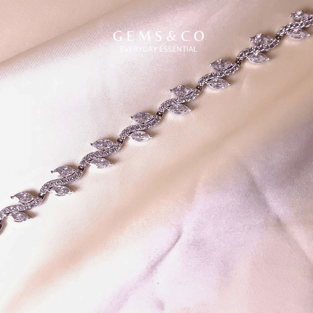 Leaf Zirconia Braclet