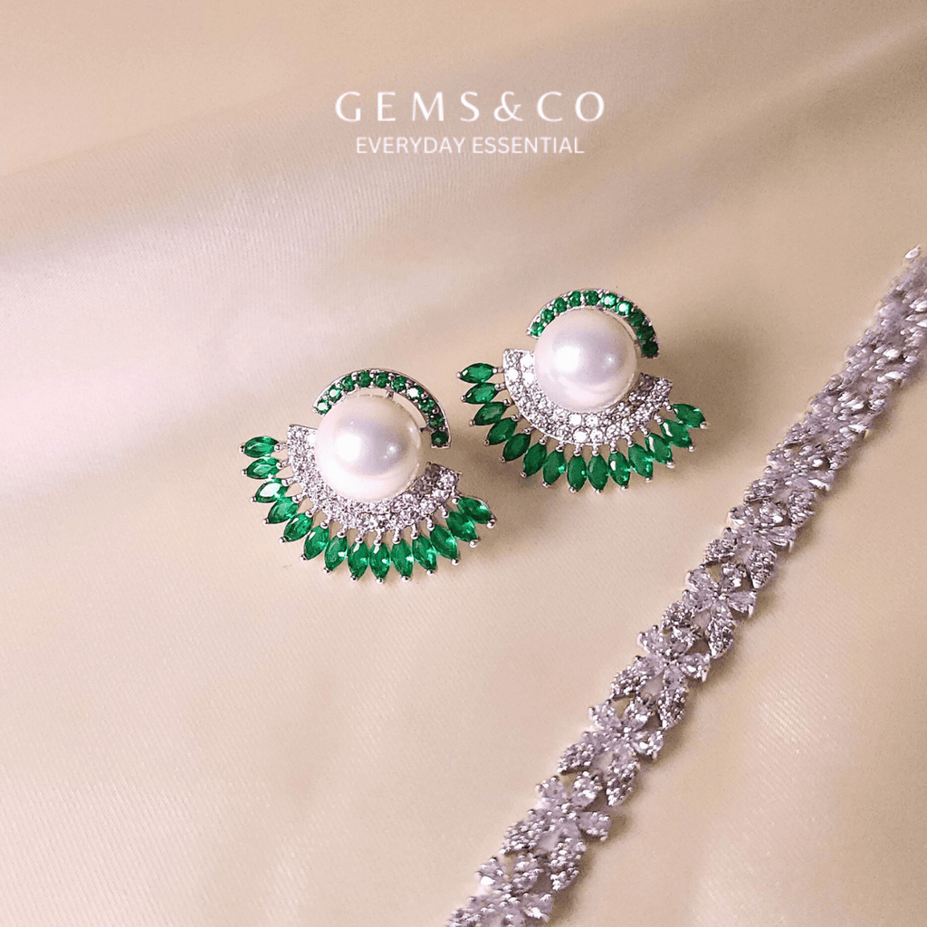 Emerald Heritage Ear Studs