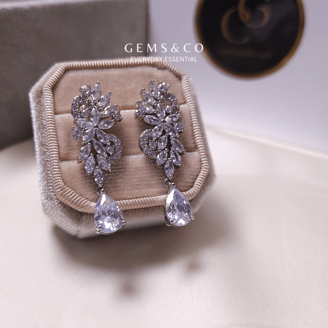 Moonlace Studs