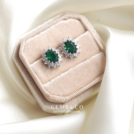 Sparkle Studs