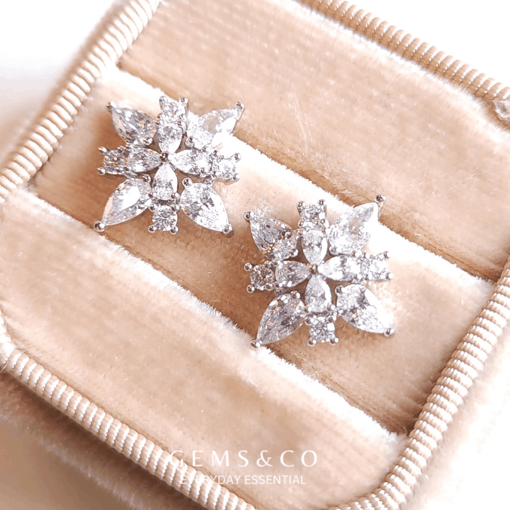 Stella Flower CZ Stud Earrings – Silver