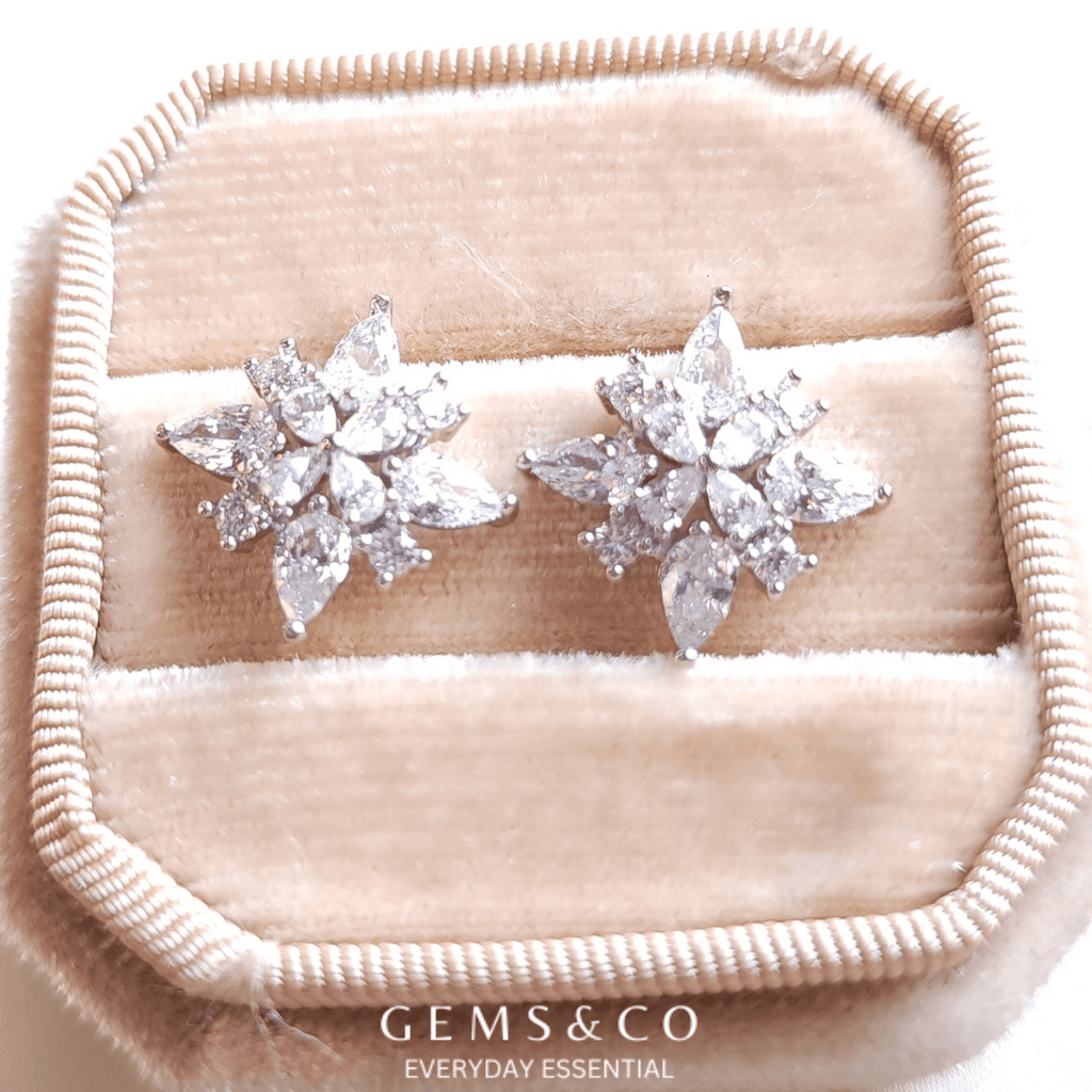 Stella Flower CZ Stud Earrings – Silver