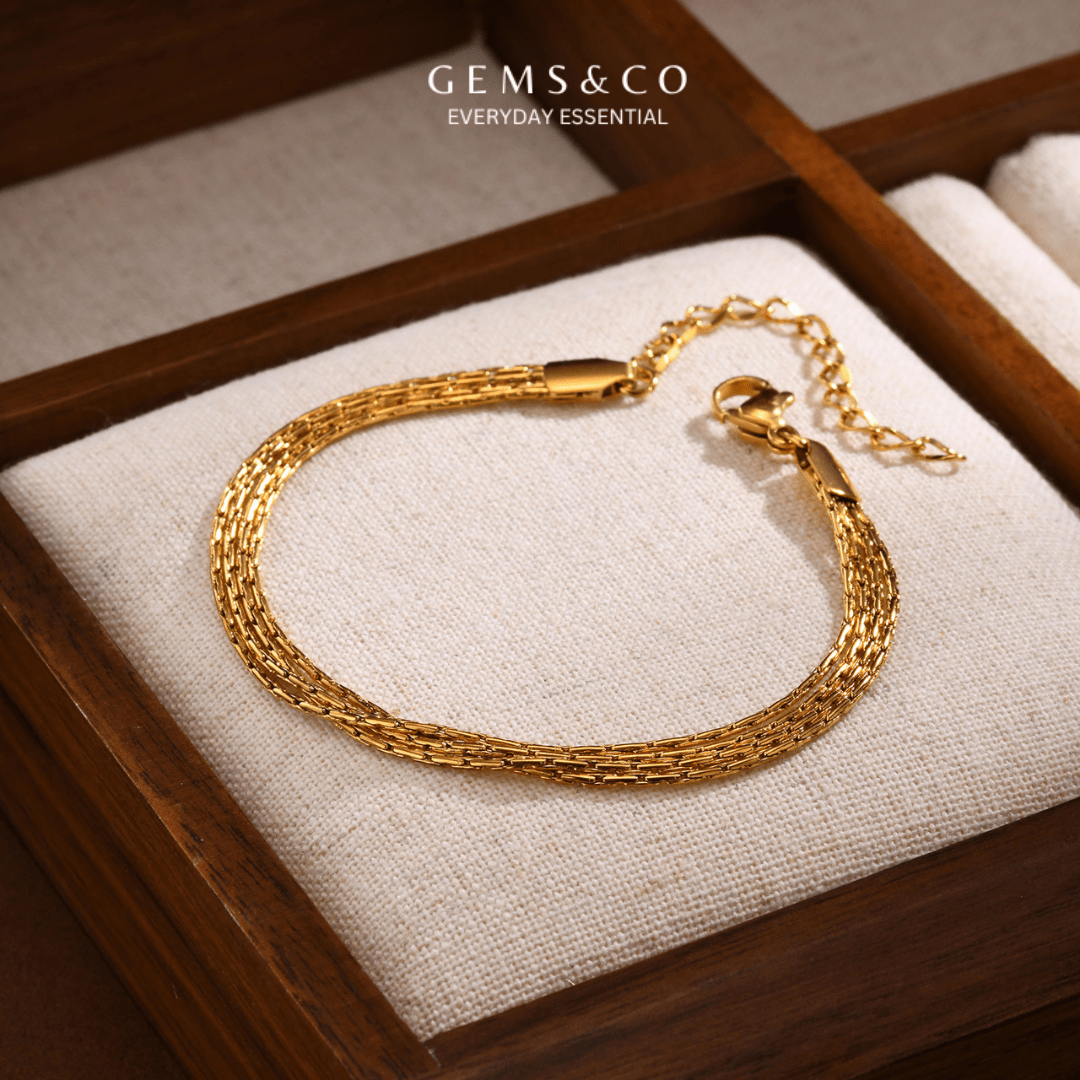 Multi Layer Minimal Braclet