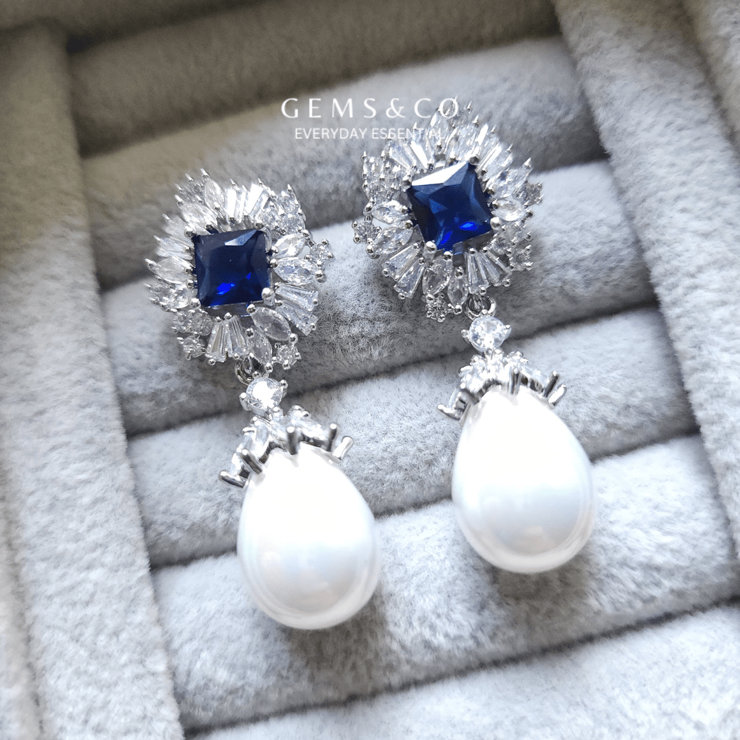 Ocean Dew Studs