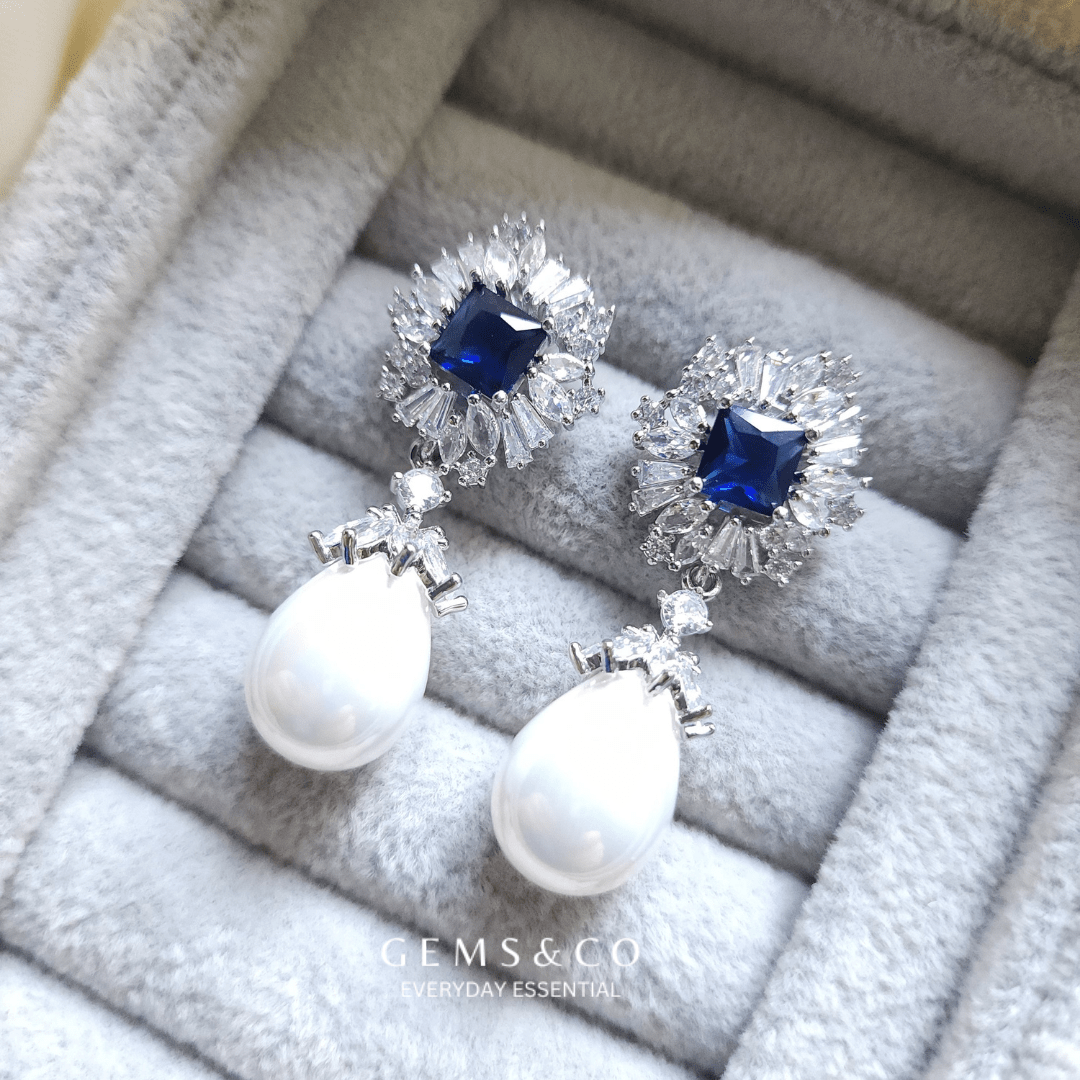 Ocean Dew Studs