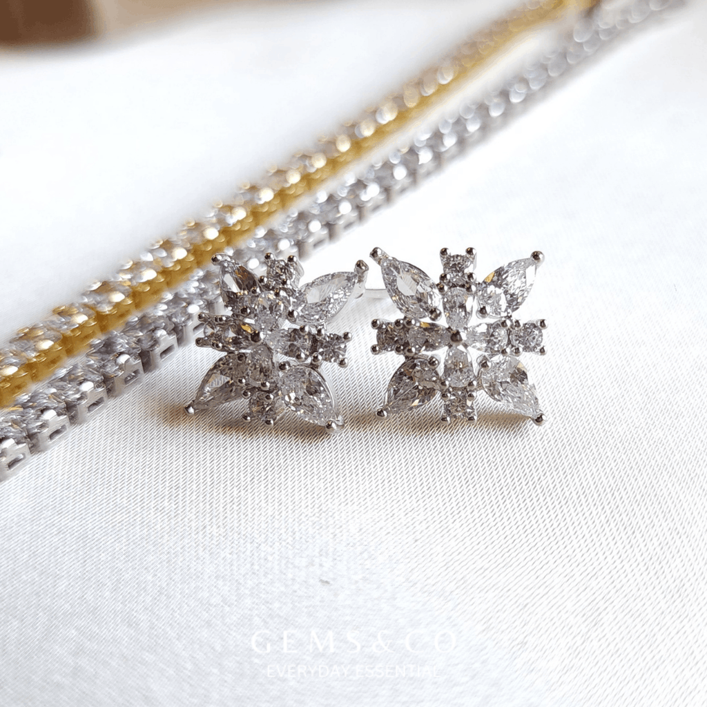 Stella Flower CZ Stud Earrings – Silver
