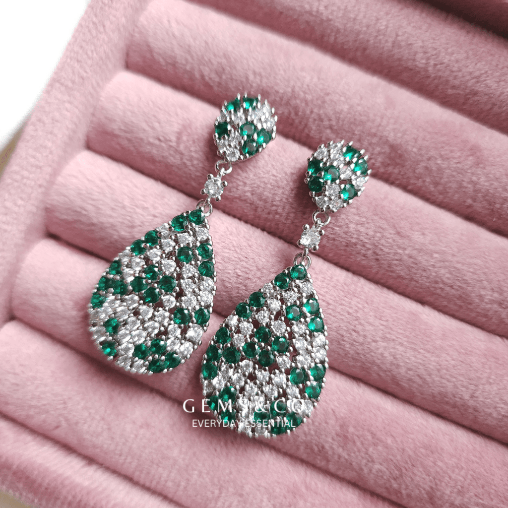 Emerald Zist Earrings
