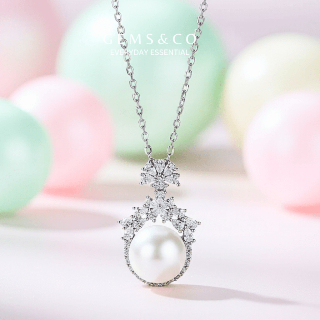 Frosted Radiance Necklace