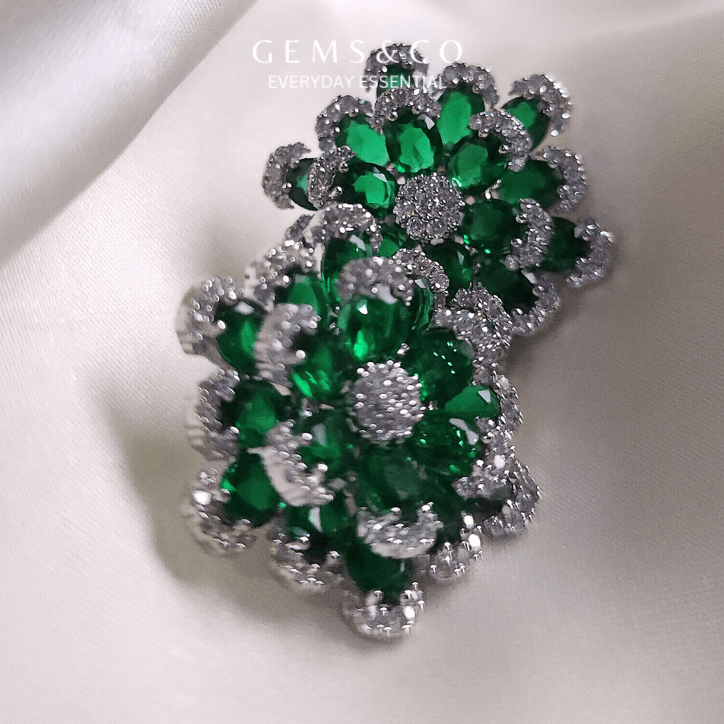 Sparkling flower Cut (Emerald)