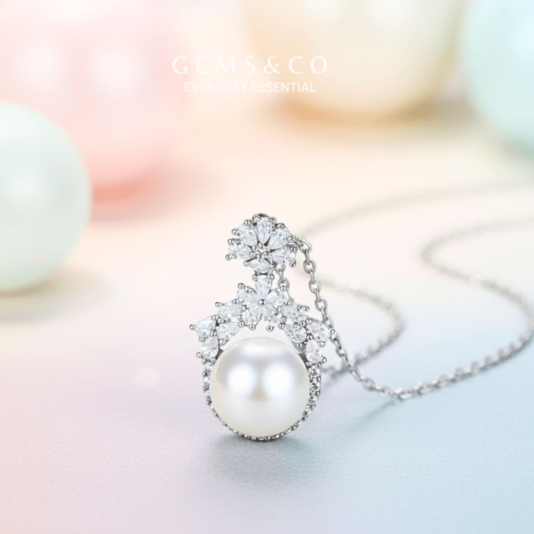 Frosted Radiance Necklace