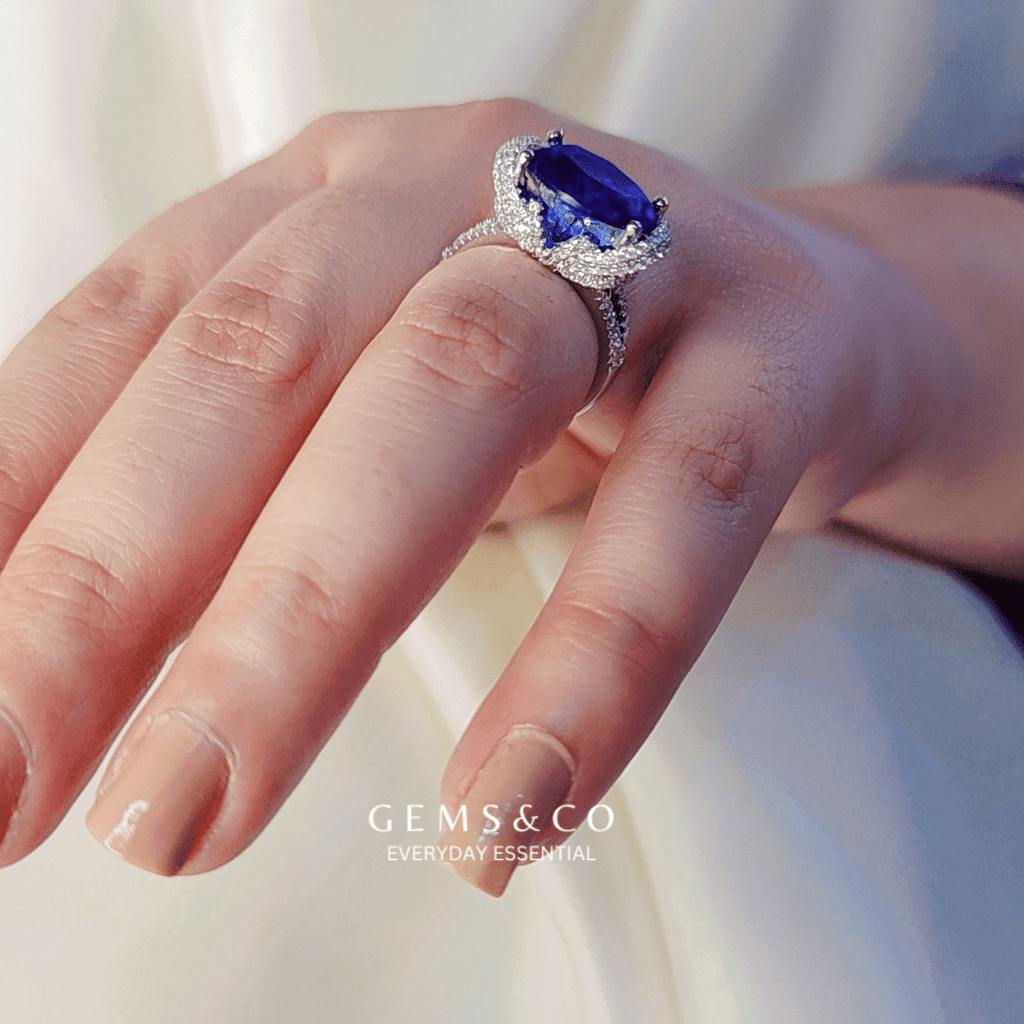 Royal Aurora Diamonds (Adjustable)