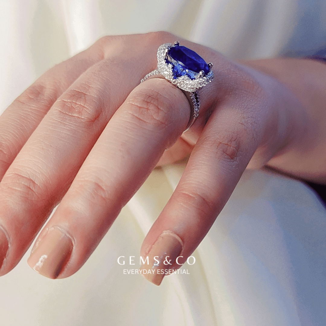 Royal Aurora Diamonds (Adjustable)