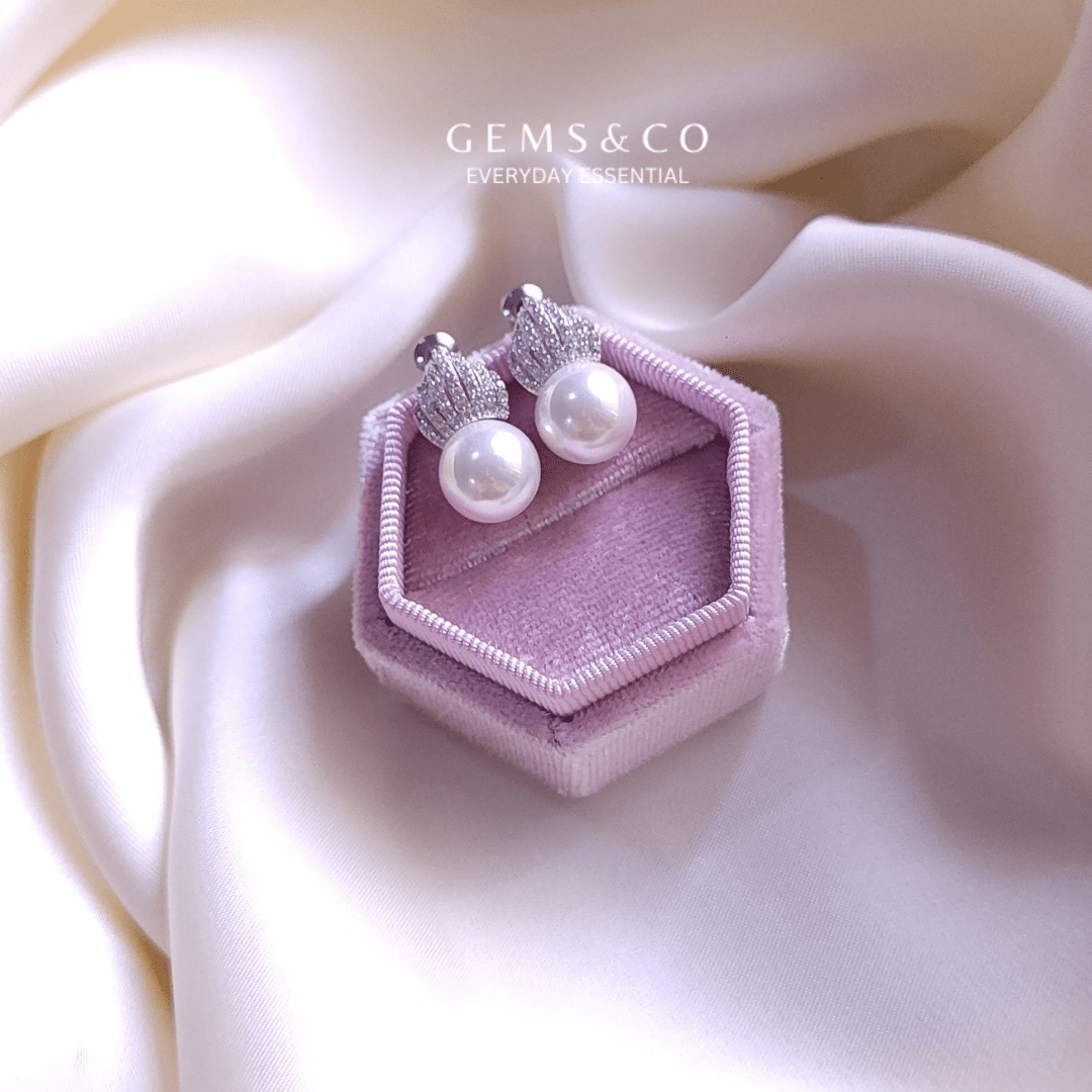 Shell Pearl Studs