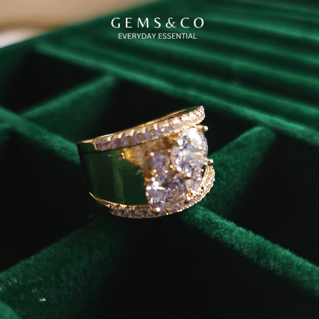 Luxe Prism Gold Ring