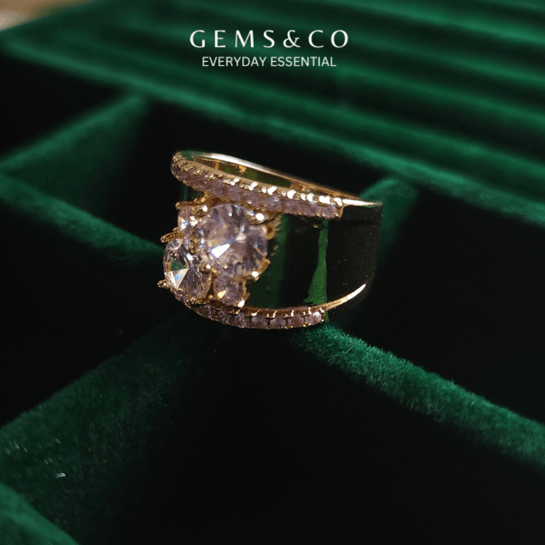 Luxe Prism Gold Ring