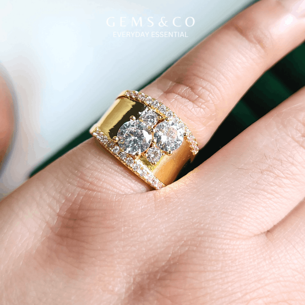 Luxe Prism Gold Ring