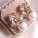 Daisy Luxe Pearl Studs