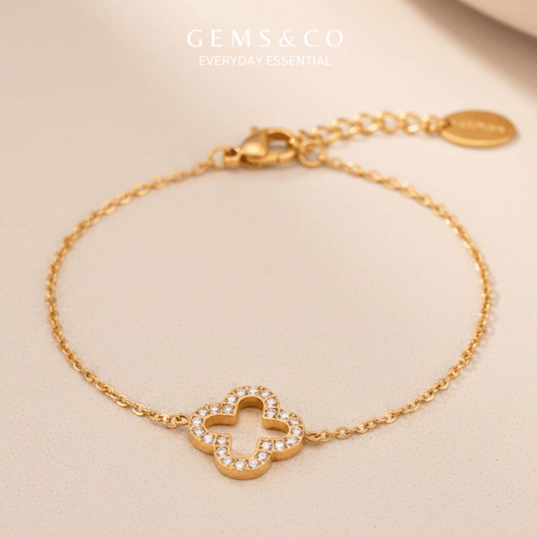 Clover Minimal Braclet