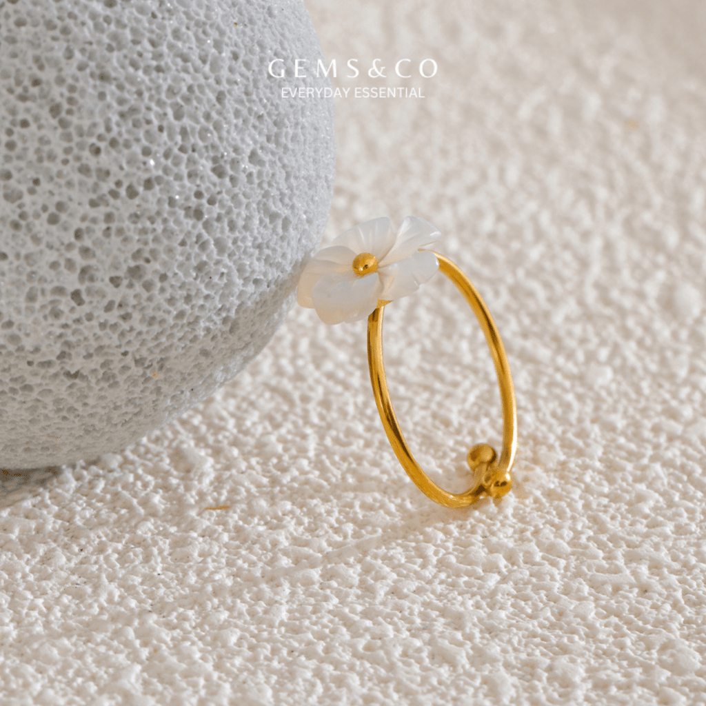 Floral Adjustable Ring