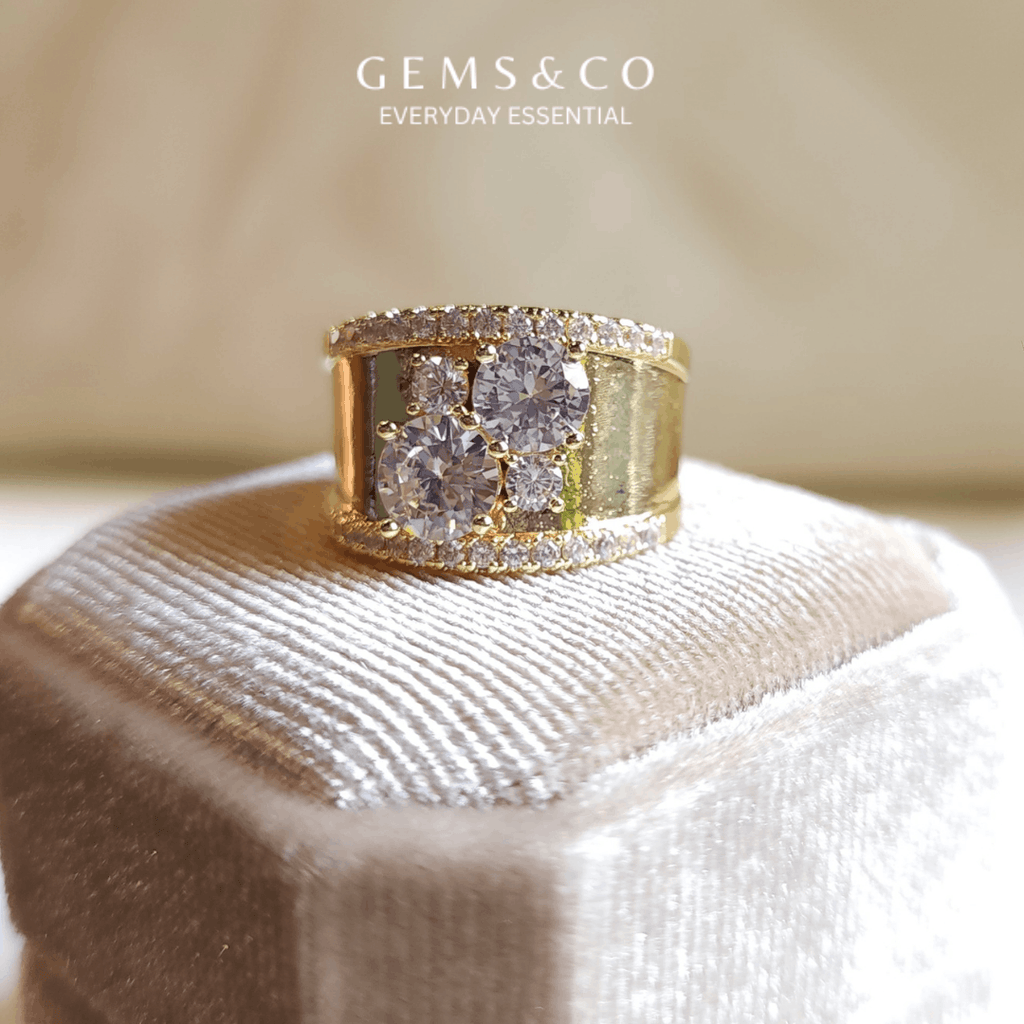 Luxe Prism Gold Ring