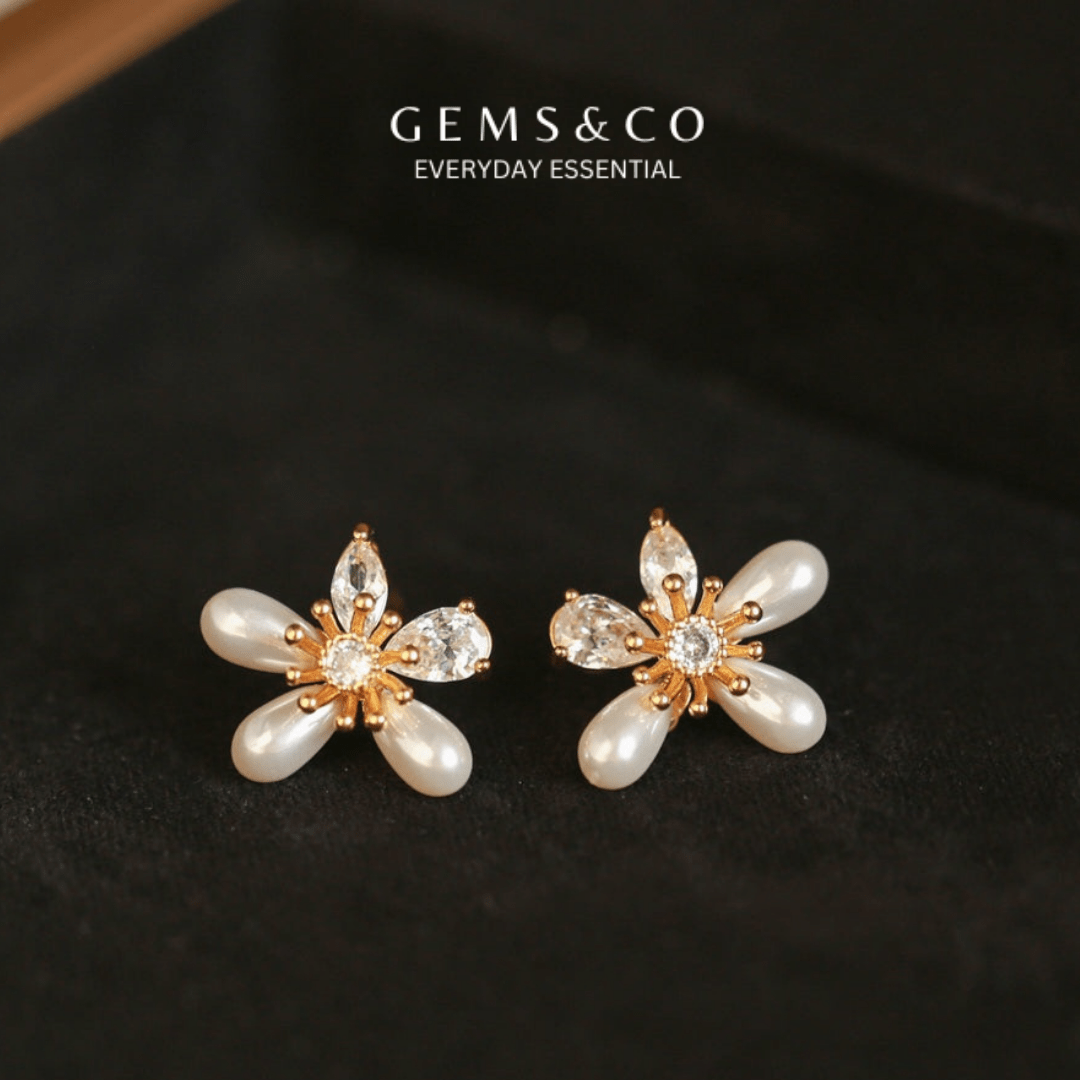 Glow Pearl Earing