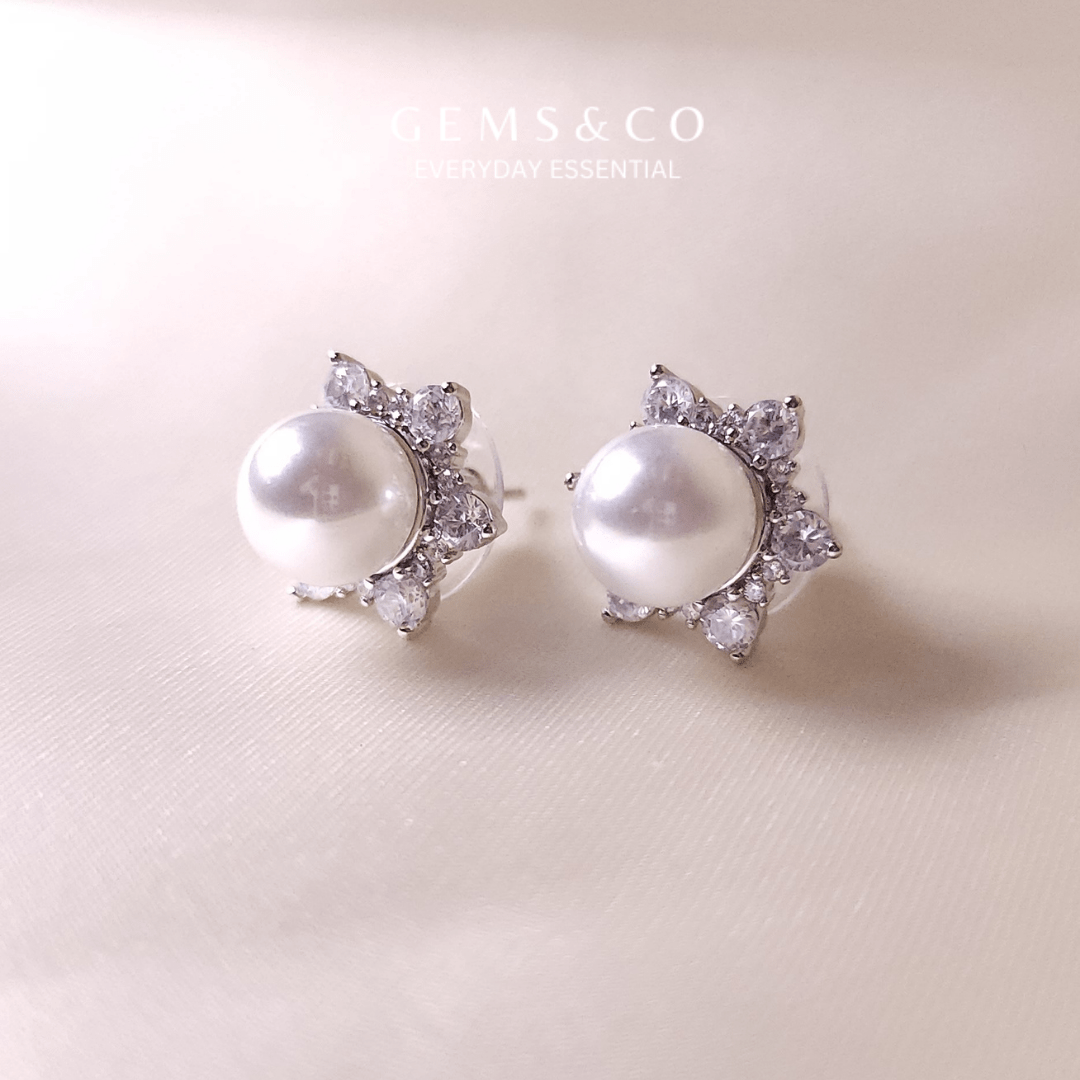 Shell Pearl Studs