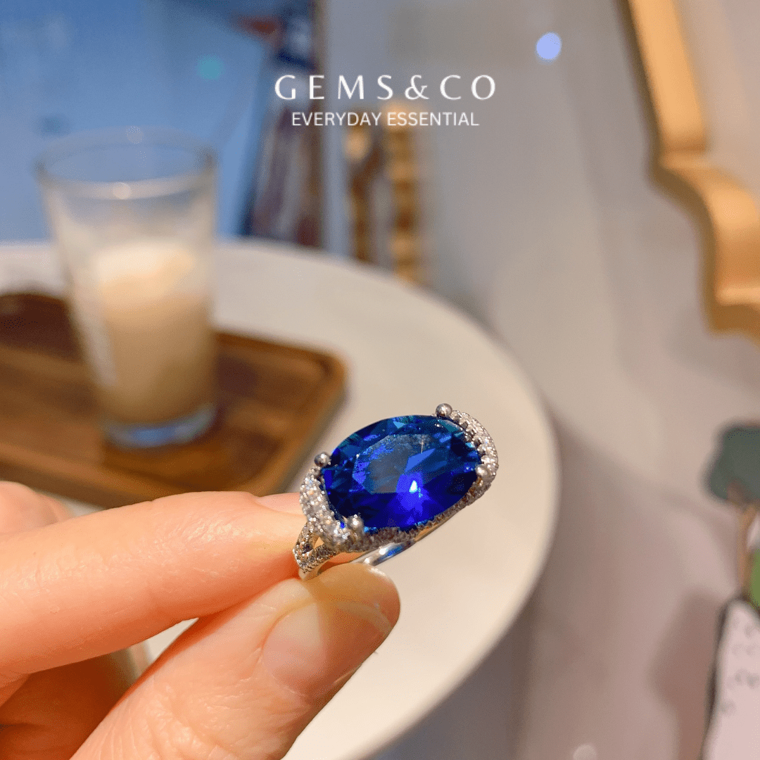 Royal Aurora Diamonds (Adjustable)