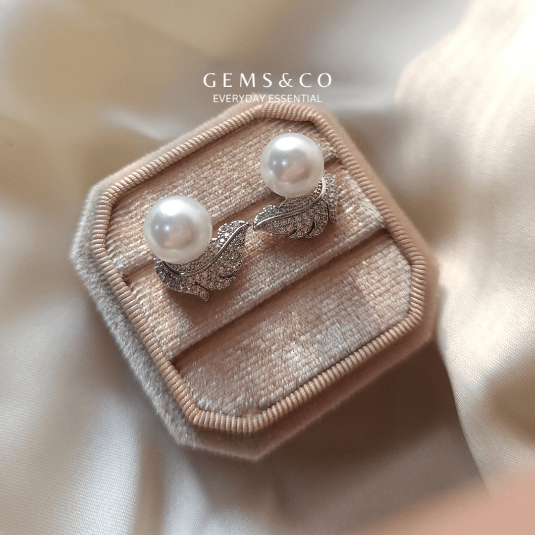 Leaf Pearl Studs